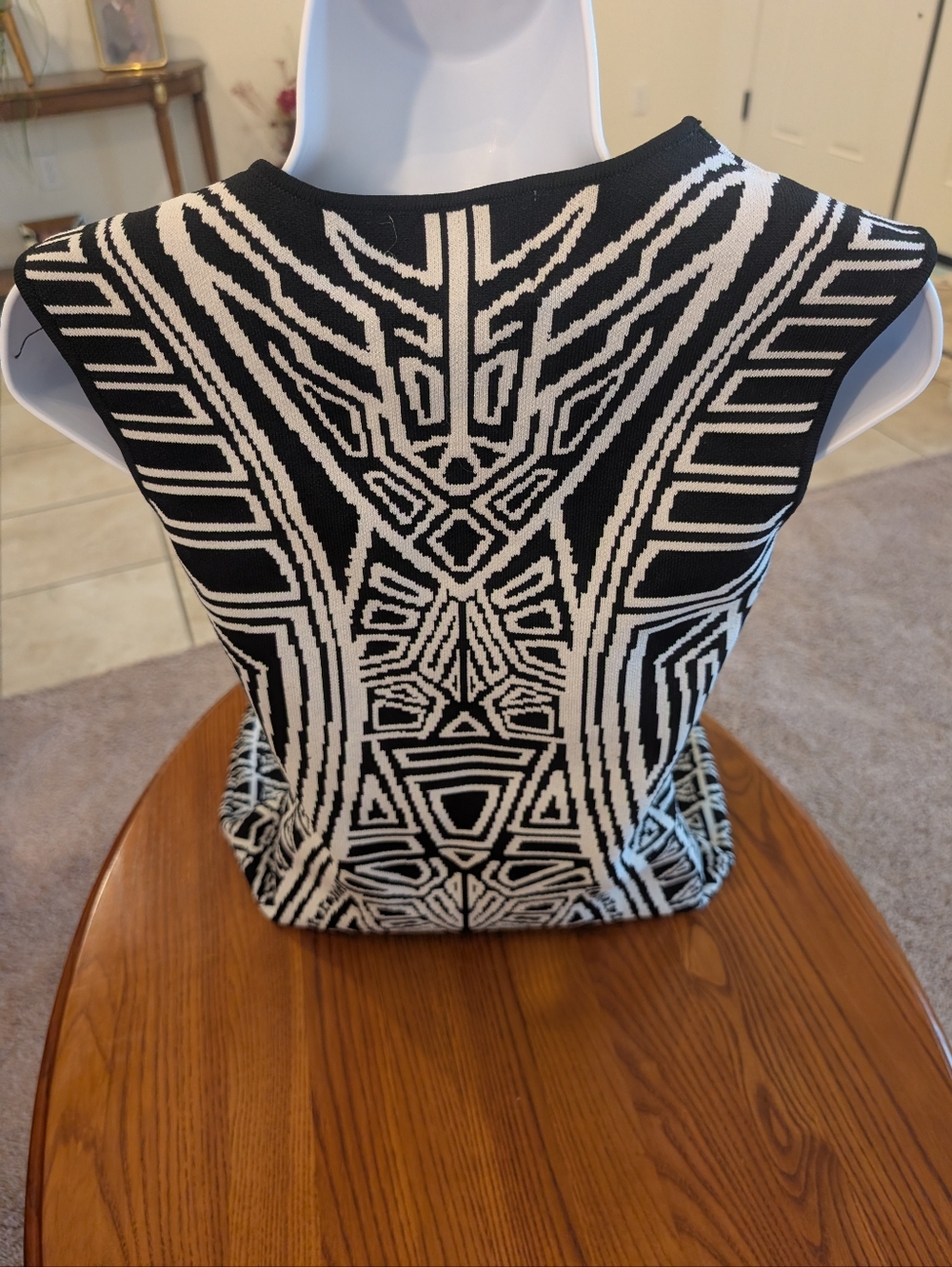 Sara Boo Black & White Geometric Knit Mini Dress, Size M - Picture 2 of 8
